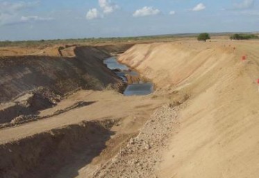 CONSTRUÇÃO DE CANAIS